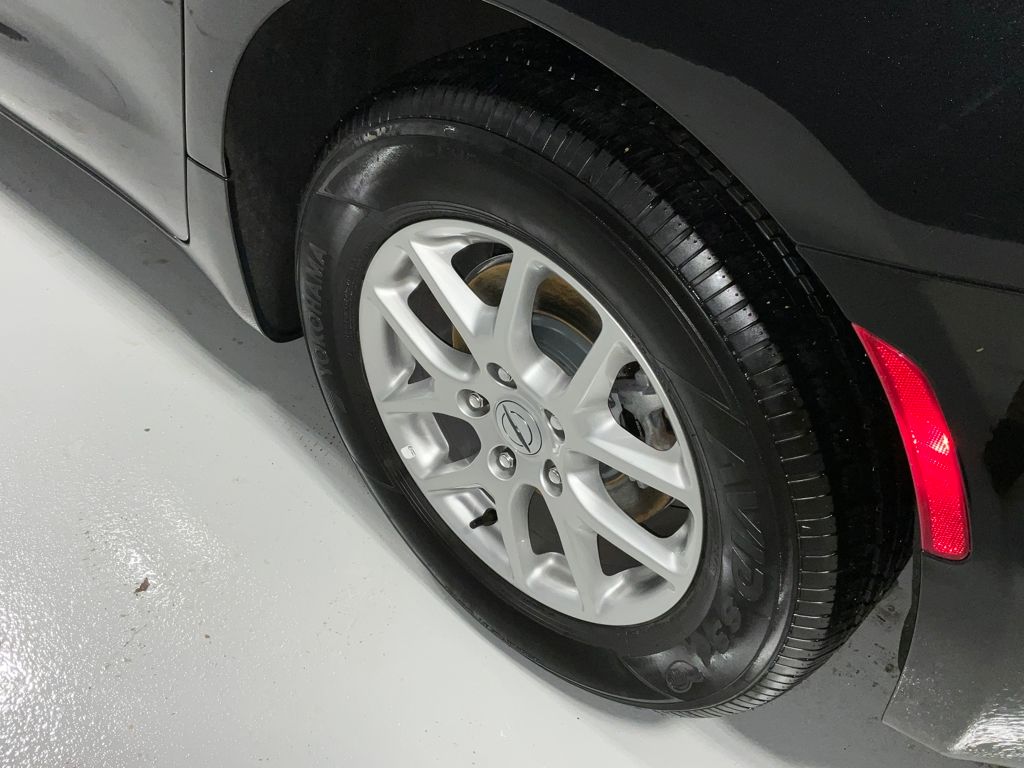 2024 Chrysler Pacifica Touring-L Image 13 of 39