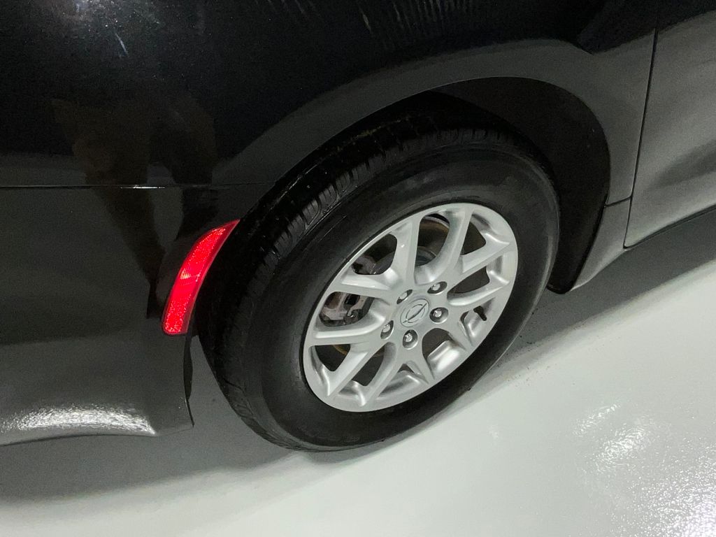 2024 Chrysler Pacifica Touring-L Image 15 of 39