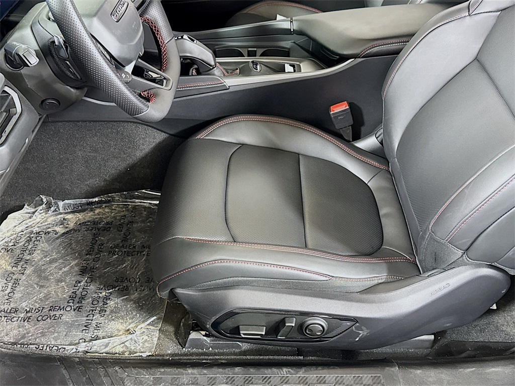 Vehicle image 20 of 33