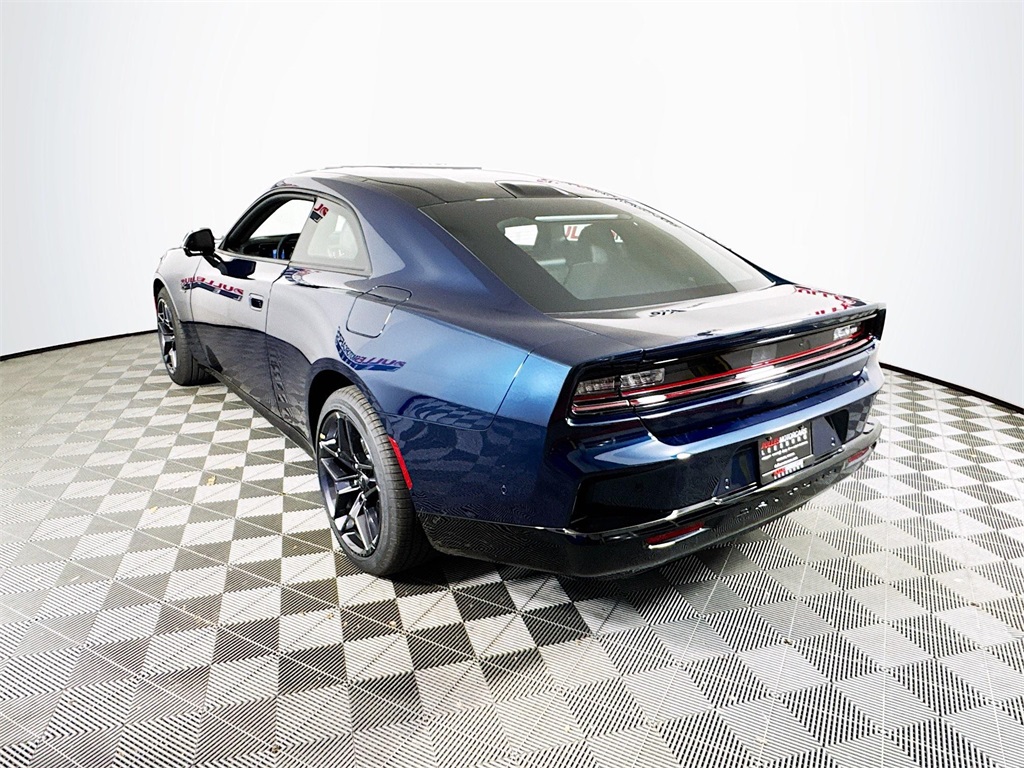 Vehicle image 7 of 33