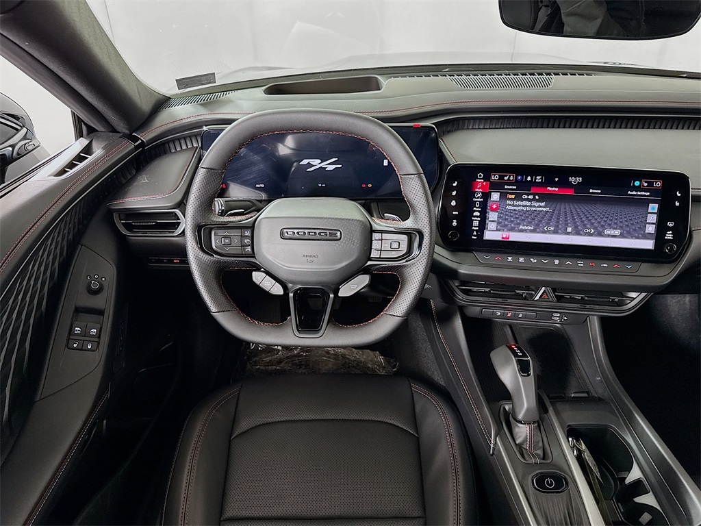 Vehicle image 23 of 33