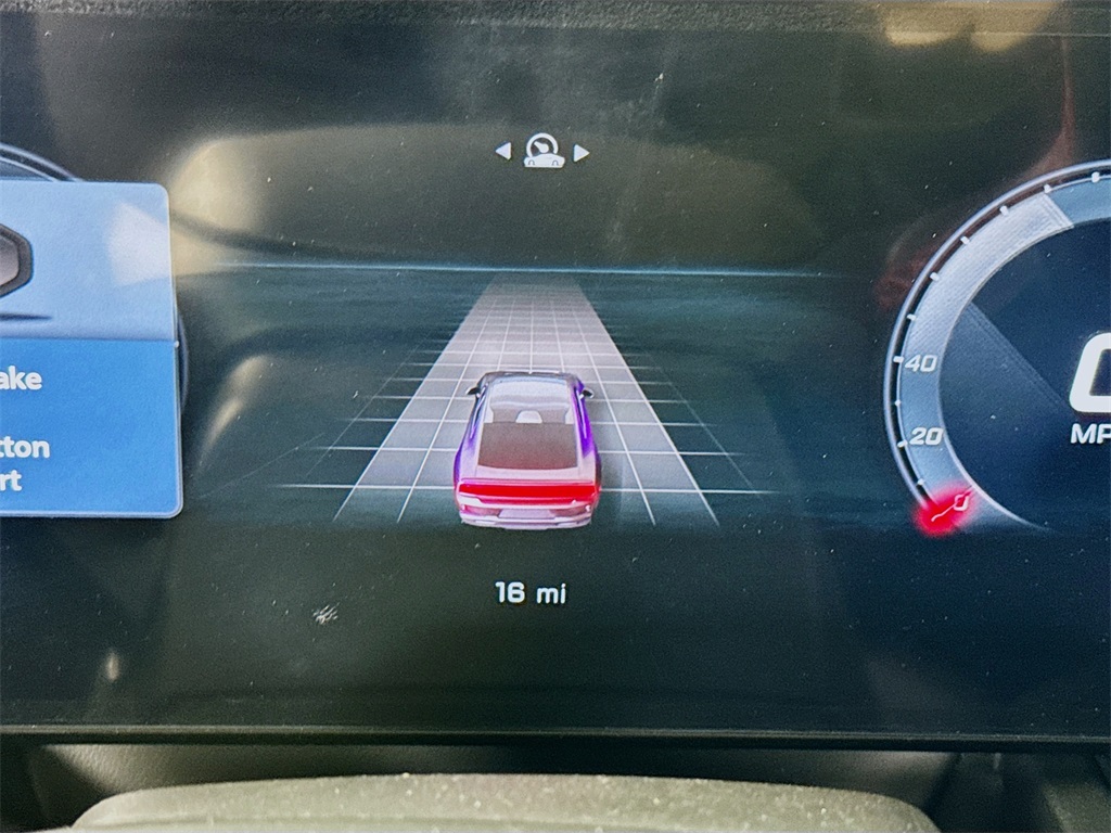 Vehicle image 12 of 33