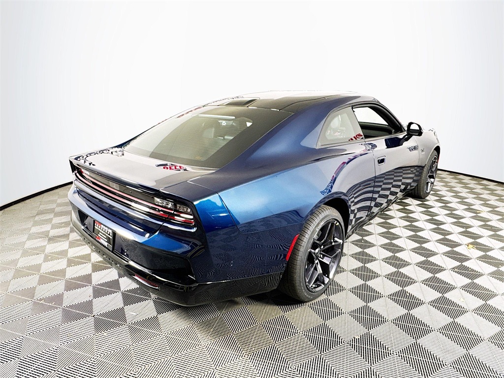 Vehicle image 5 of 33