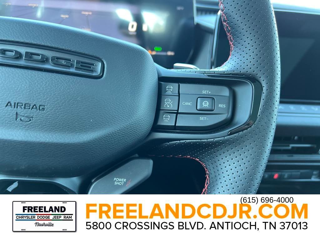 Vehicle image 10 of 22
