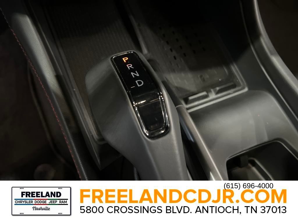 Vehicle image 20 of 23