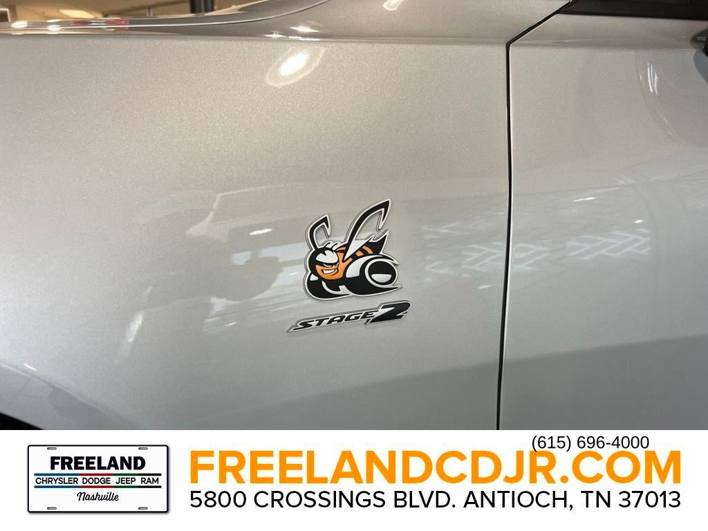 Vehicle image 6 of 23