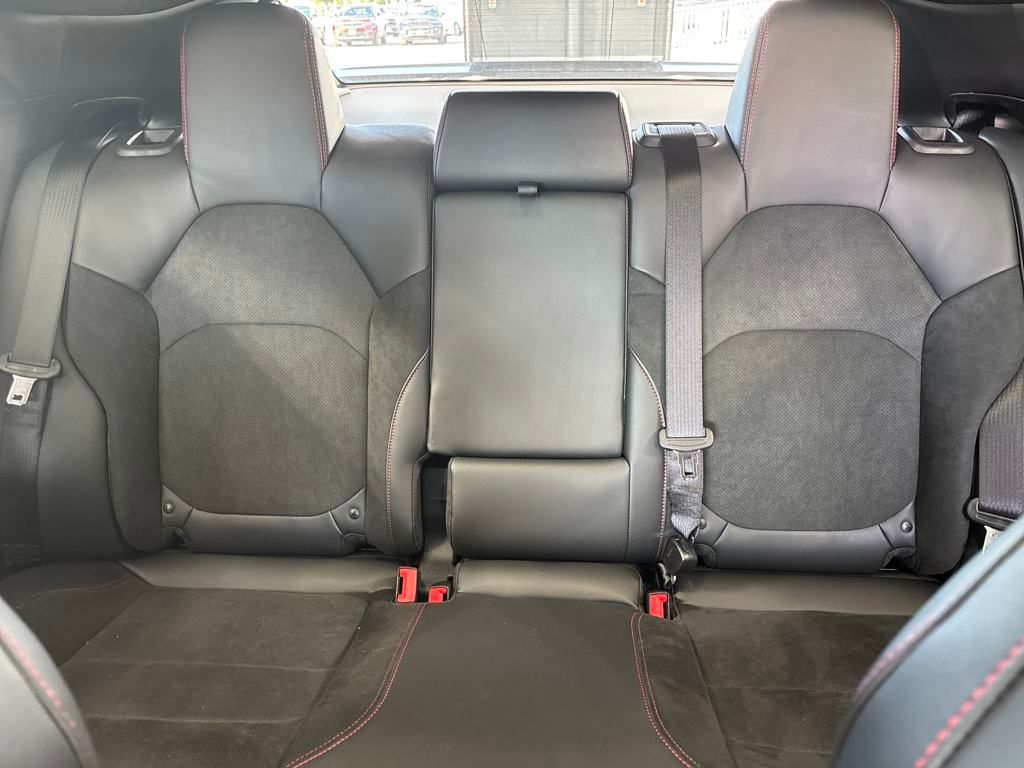 Vehicle image 11 of 20