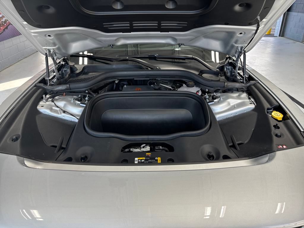 Vehicle image 9 of 20