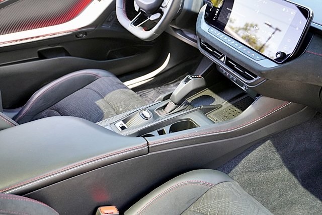 Vehicle image 16 of 47