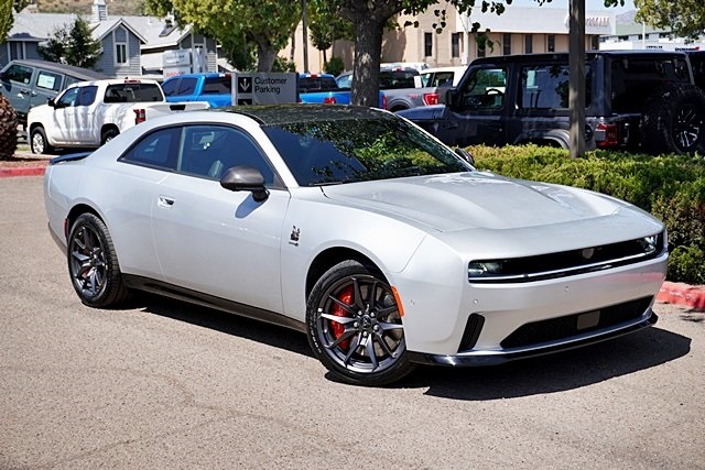 Vehicle image 2 of 47