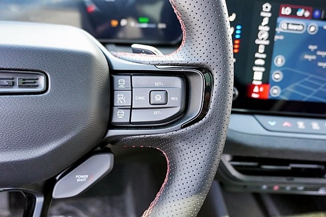 Vehicle image 46 of 47