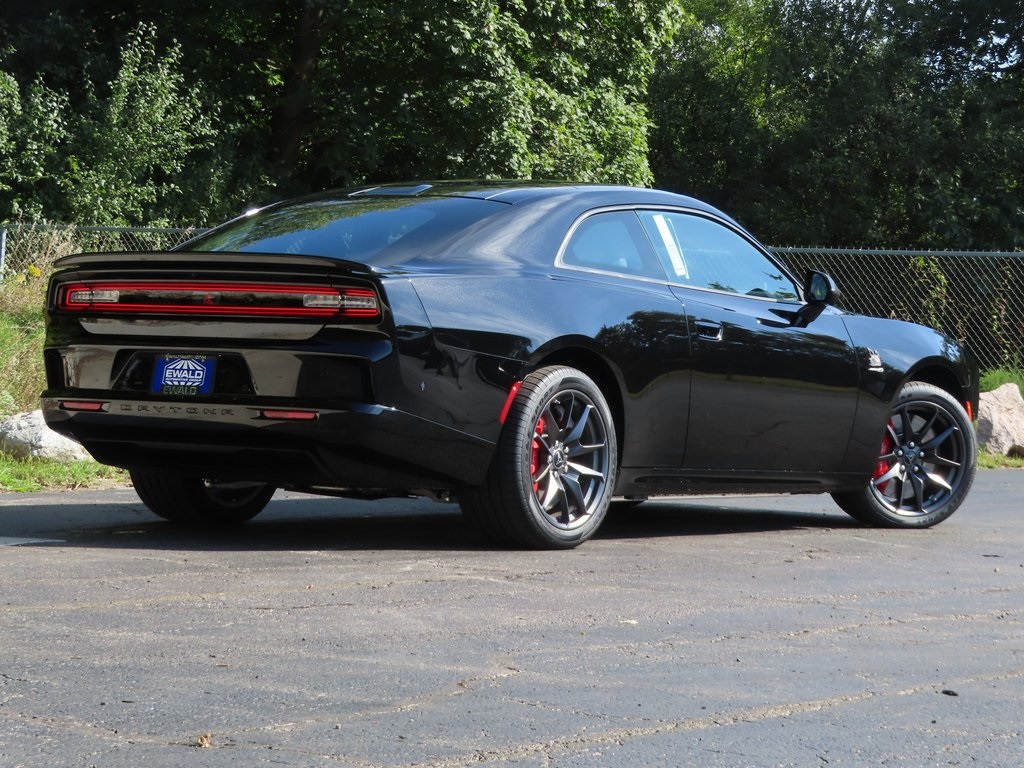 2024 Dodge Charger Daytona Scat Pack Image 7 of 38