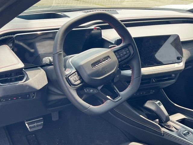 Vehicle image 8 of 22