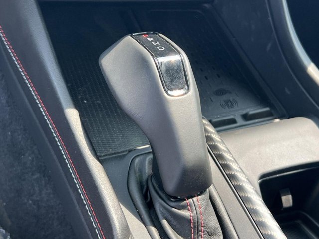 Vehicle image 11 of 22