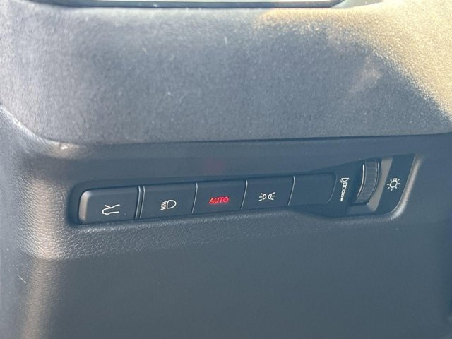 Vehicle image 19 of 22