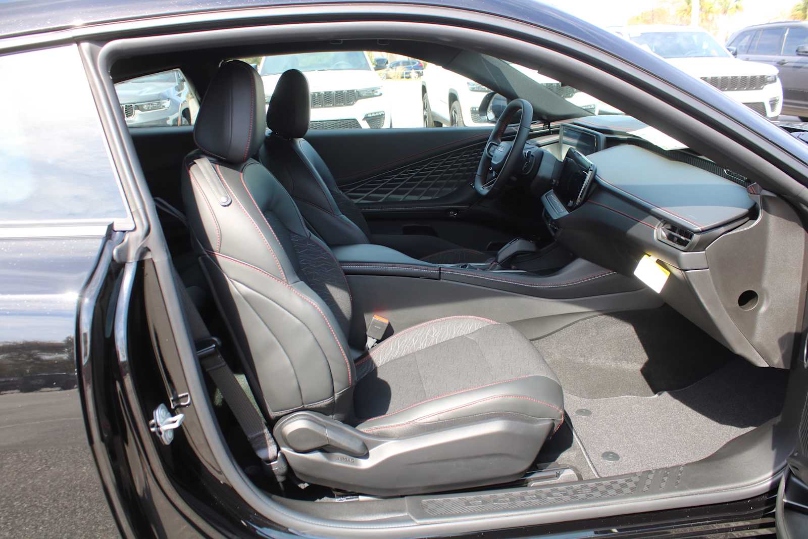 Vehicle image 18 of 36