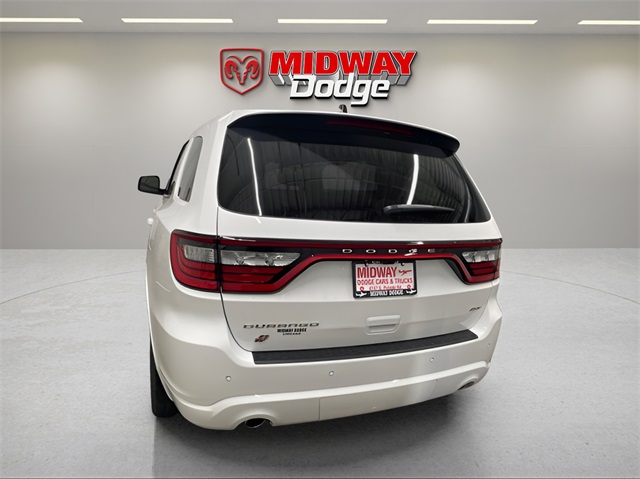 Vehicle image 5 of 6