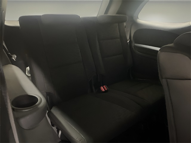 Vehicle image 9 of 28