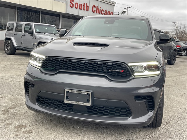 Vehicle image 13 of 28