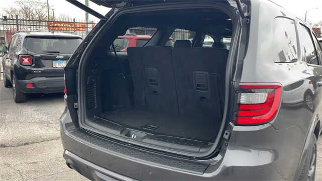 Vehicle image 27 of 28