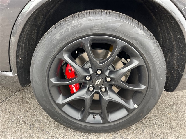 Vehicle image 26 of 28