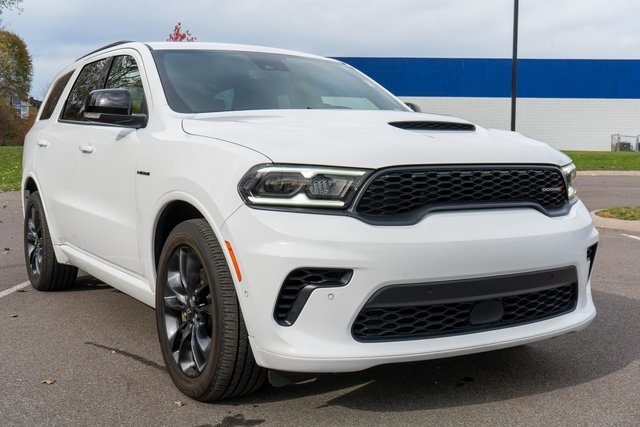 2024 Dodge Durango R/T Premium Image 4 of 39