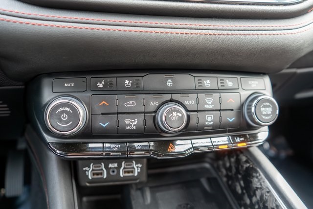 2024 Dodge Durango R/T Premium Image 36 of 39