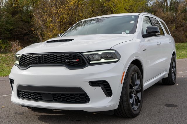2024 Dodge Durango R/T Premium Image 2 of 39