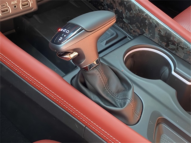 Vehicle image 18 of 38