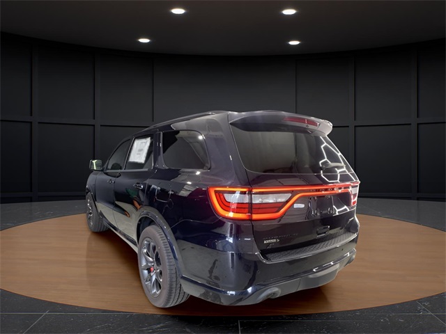 Vehicle image 8 of 38