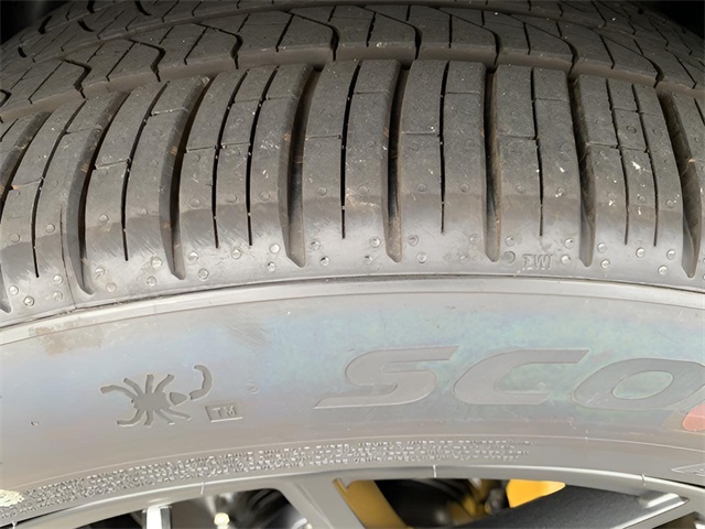 Vehicle image 39 of 39
