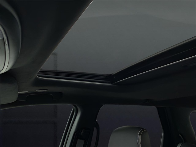 Vehicle image 34 of 39