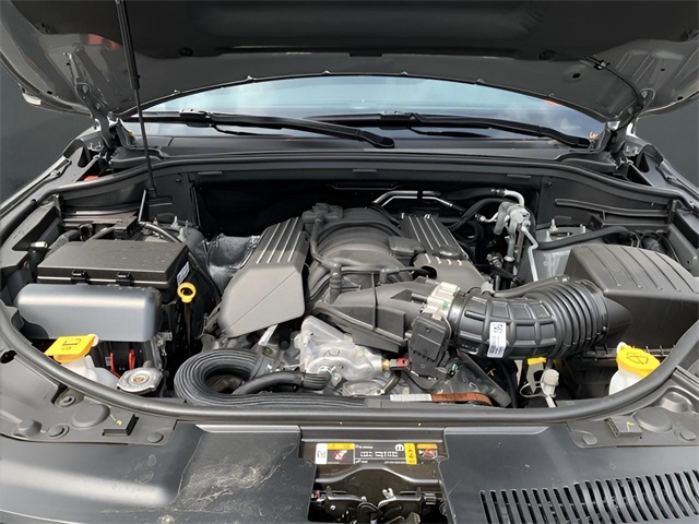 Vehicle image 10 of 39