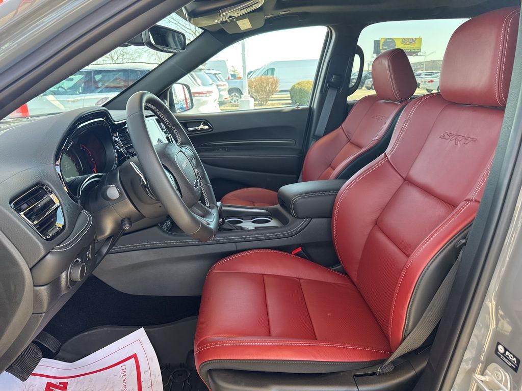 Vehicle image 12 of 19