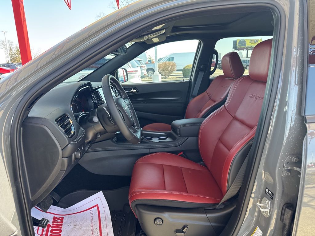 Vehicle image 5 of 19