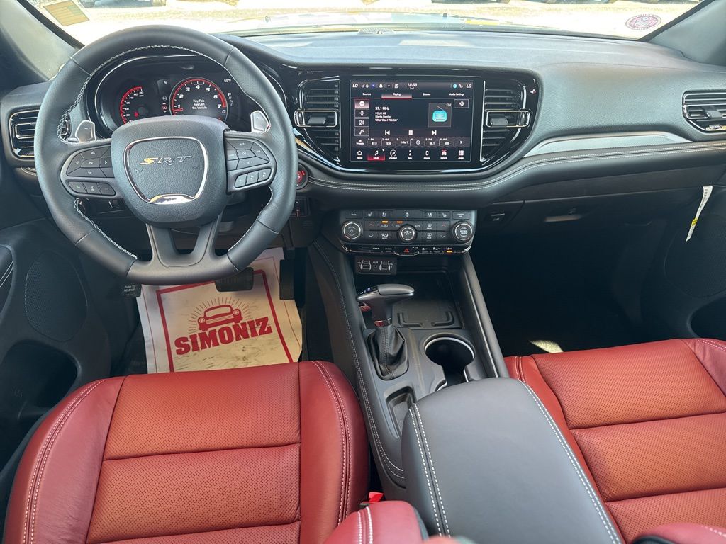 Vehicle image 16 of 19
