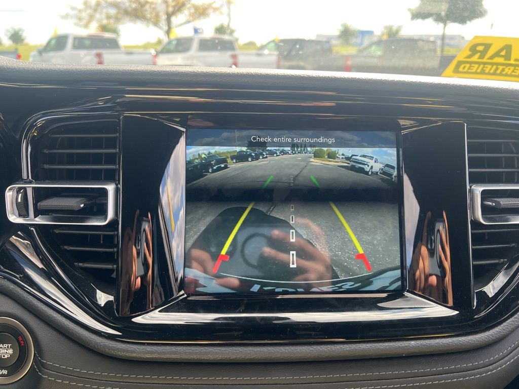 2024 Dodge Durango SXT Image 14 of 24