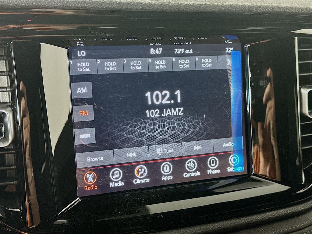 Vehicle image 12 of 20