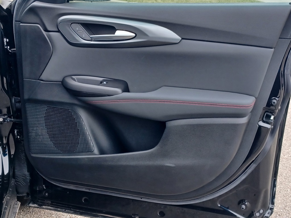 Vehicle image 7 of 29