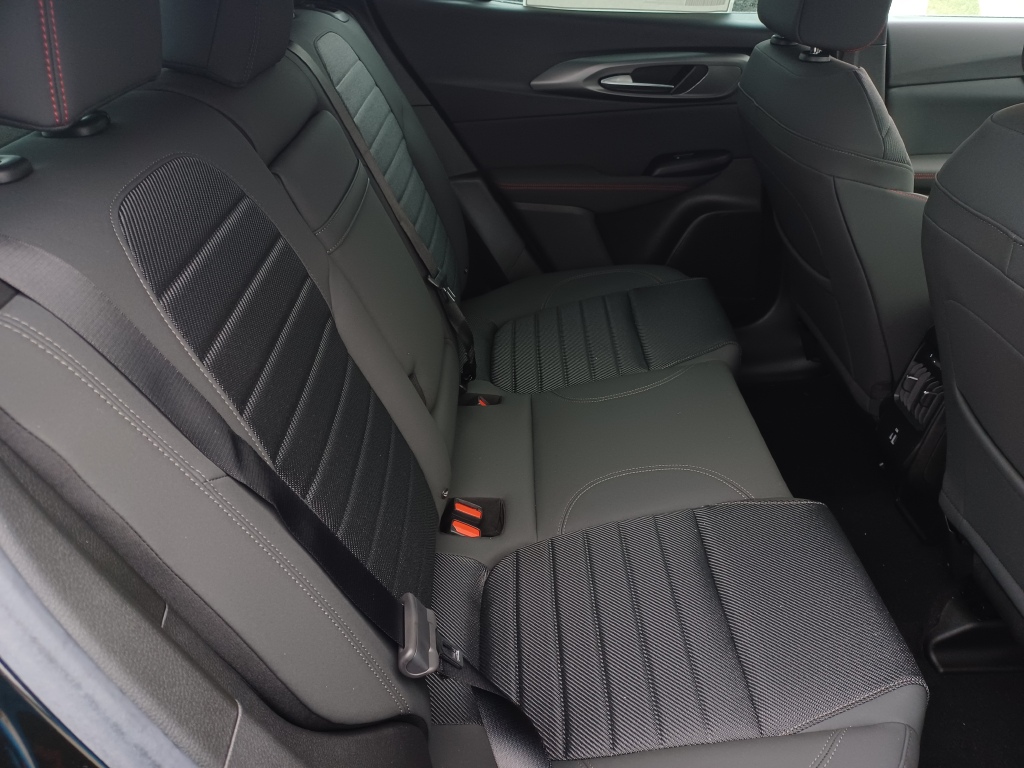 Vehicle image 12 of 29