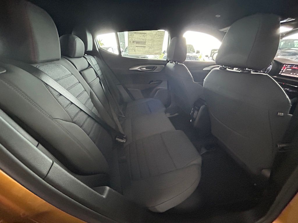 Vehicle image 22 of 43