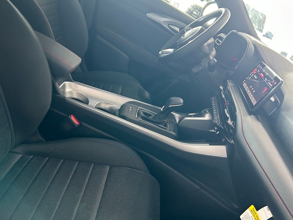 Vehicle image 20 of 43