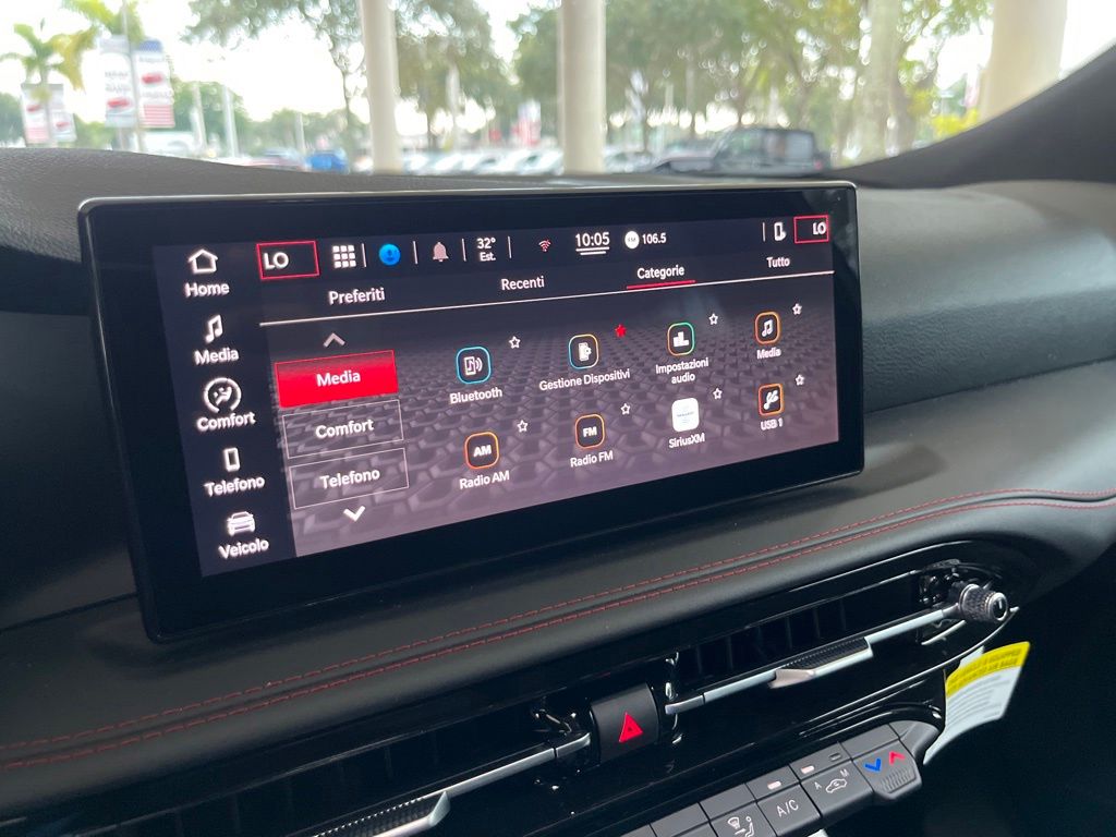 2024 Dodge Hornet GT Image 10 of 48