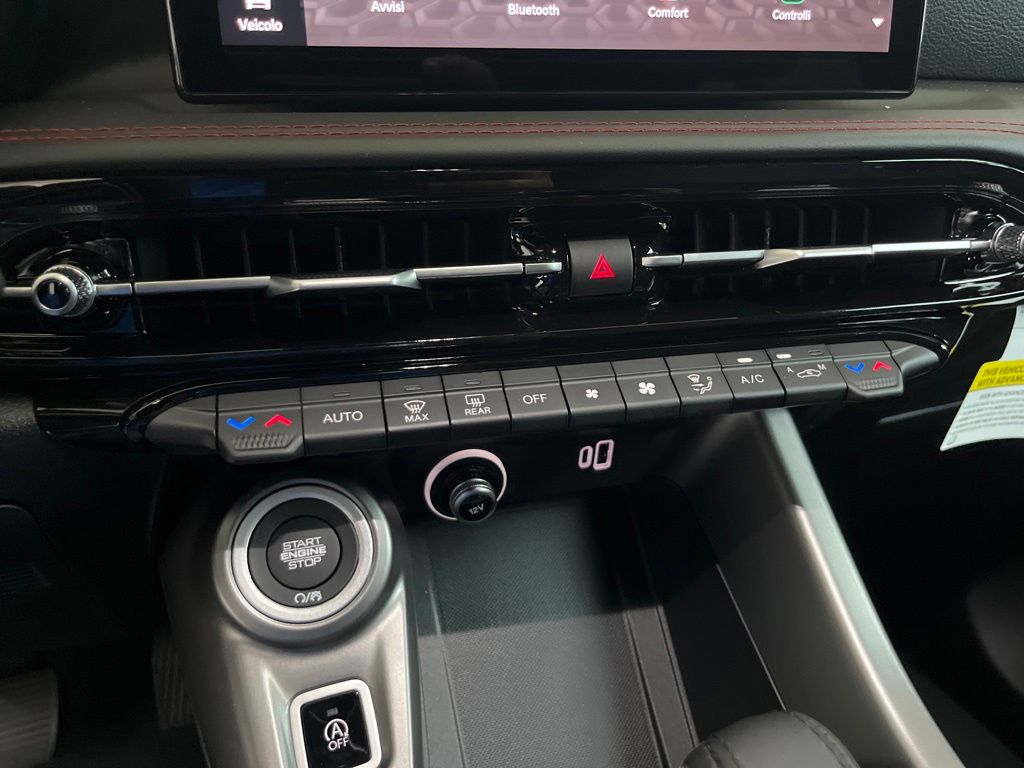 2024 Dodge Hornet GT Image 39 of 48