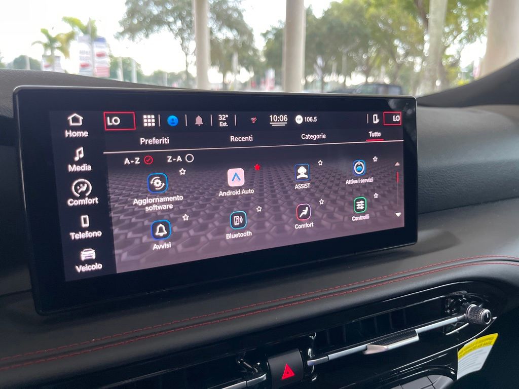 2024 Dodge Hornet GT Image 11 of 48