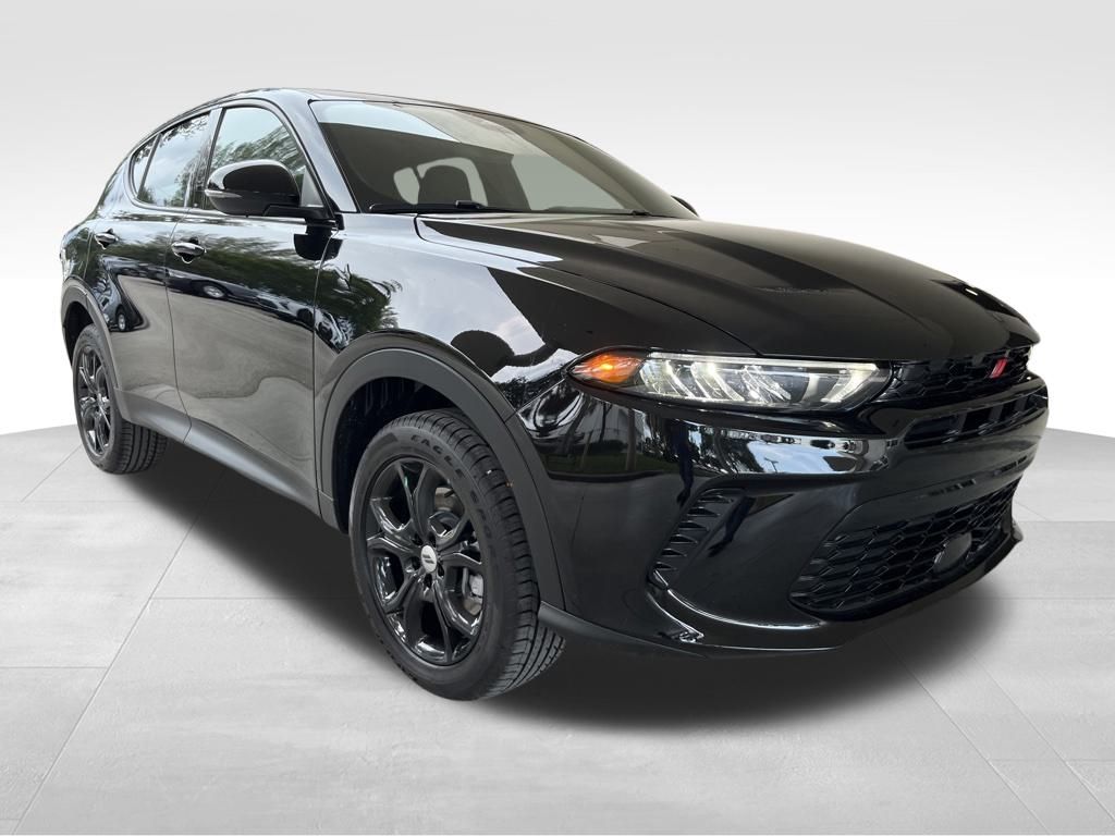 2024 Dodge Hornet GT Image 3 of 48