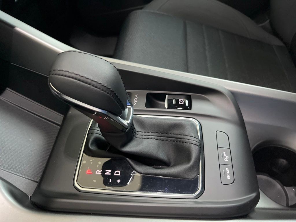 2024 Dodge Hornet GT Image 13 of 48