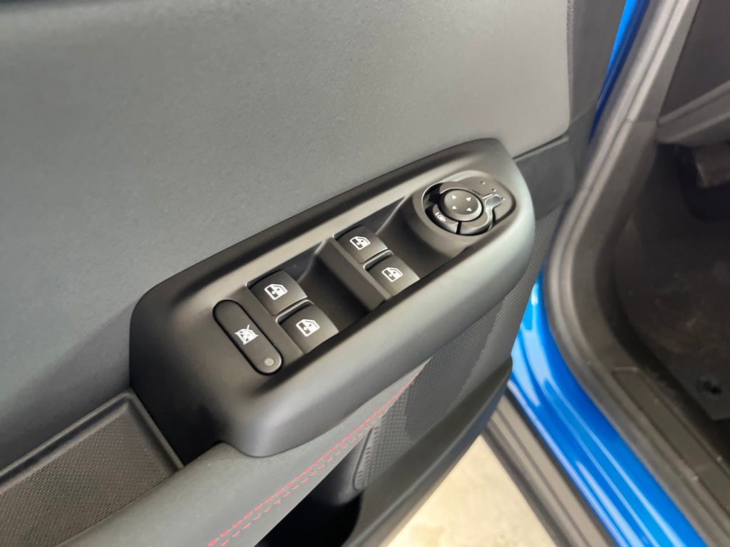 2024 Dodge Hornet GT Image 32 of 40