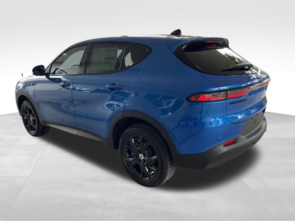 2024 Dodge Hornet GT Image 4 of 40