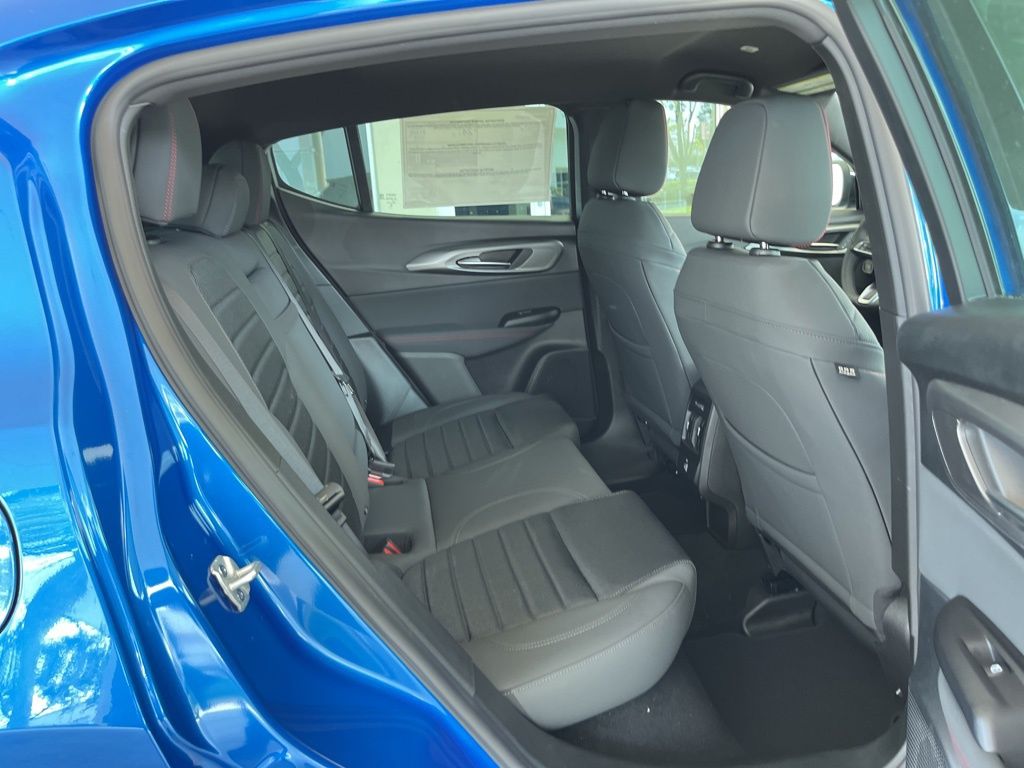 2024 Dodge Hornet GT Image 21 of 38